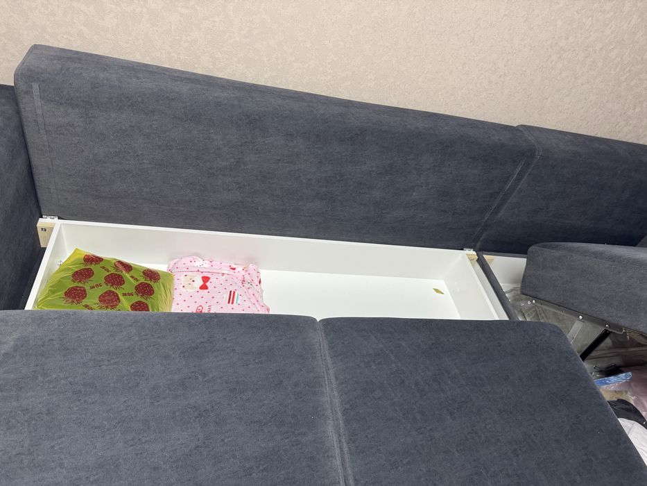 Продам угловой диван