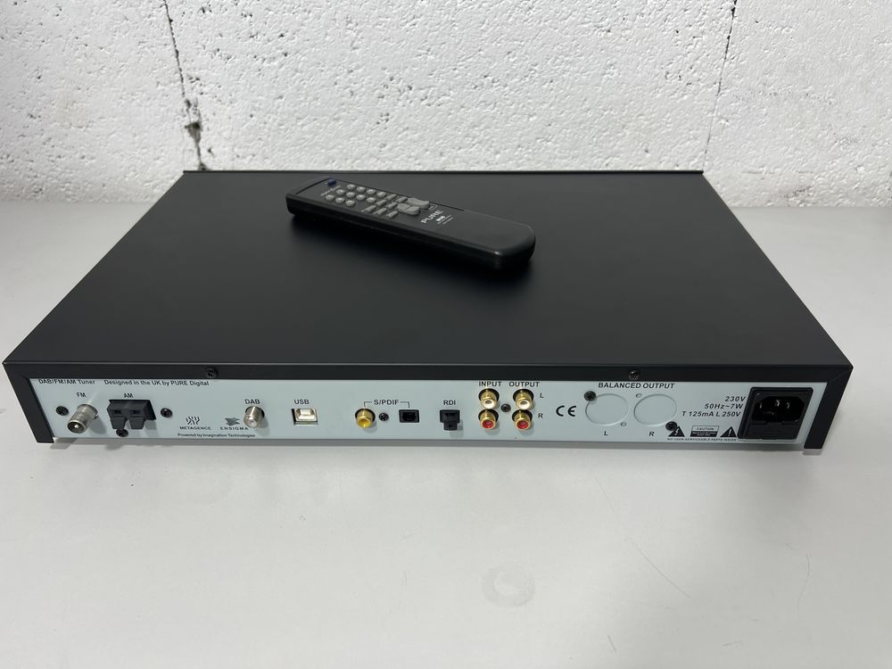 Vand tuner Pure dab/fm/am  DRX-702ES nou cu telecomanda