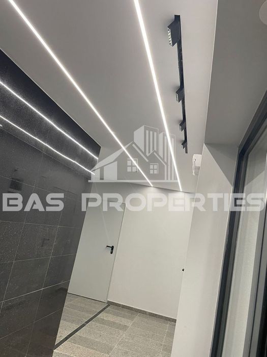 Продава се Едностаен апартамент в София, Център - 45 кв.м за 4267 €/кв.м - Снимка #11