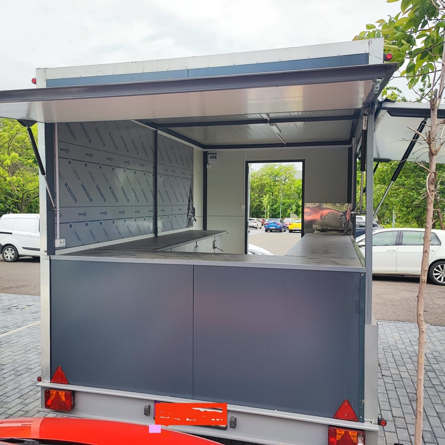 Inchiriez Rulotă Street‑Food - Food Truck 2025 • 4×2,4 m • Mobilată