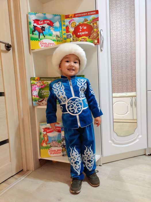 Костюм. казахский национальный костюм