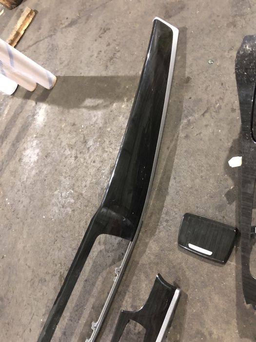 Интериорни лайстни бмв 5 ф10/11 ( interiorni laistni bmw f10/11 )