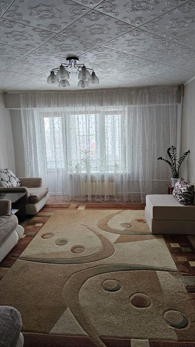 Продается 3х ком.кв в районе ост.Библиотеки