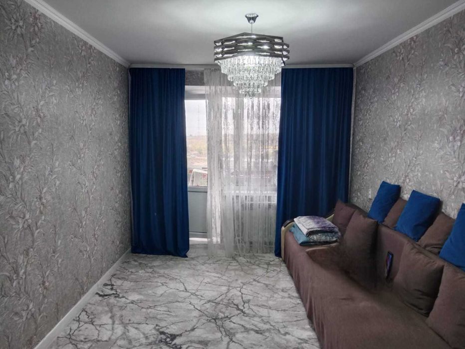 2-х комнатная, 8 мкр. 2-ое кольцо, Улучшенная Планеровка