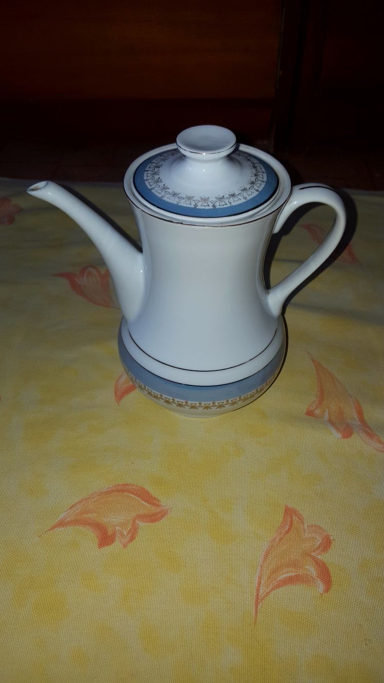 ceainic din portelan