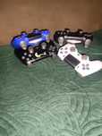 vând 4 manete de ps 4