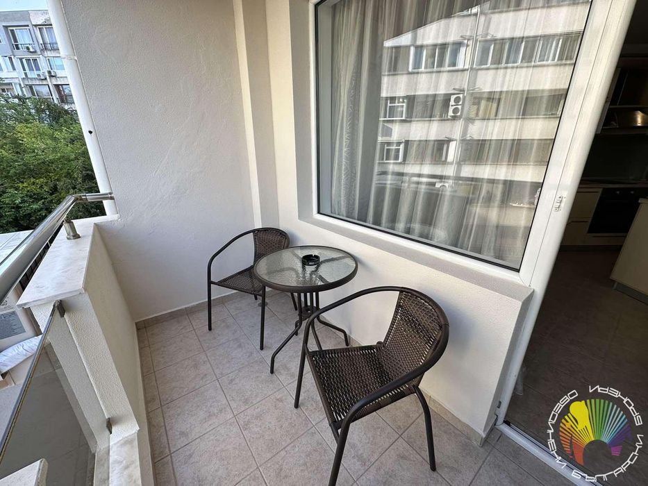 Дава се под наем Тристаен апартамент в Бургас, Лазур - 110 кв.м за 800 € - Снимка #7