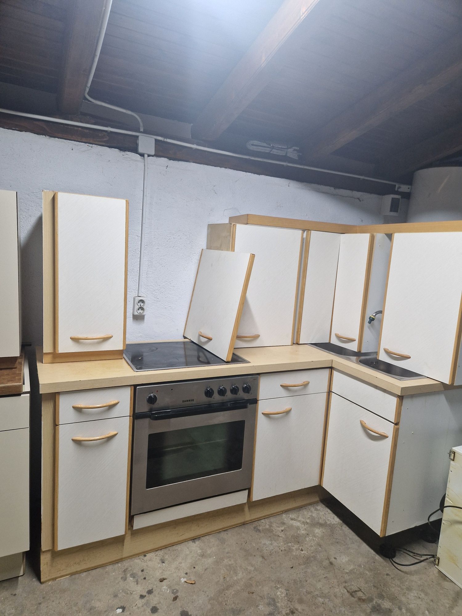 Mobila bucătărie 200x120
