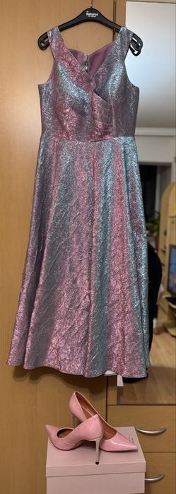 Официална рокля