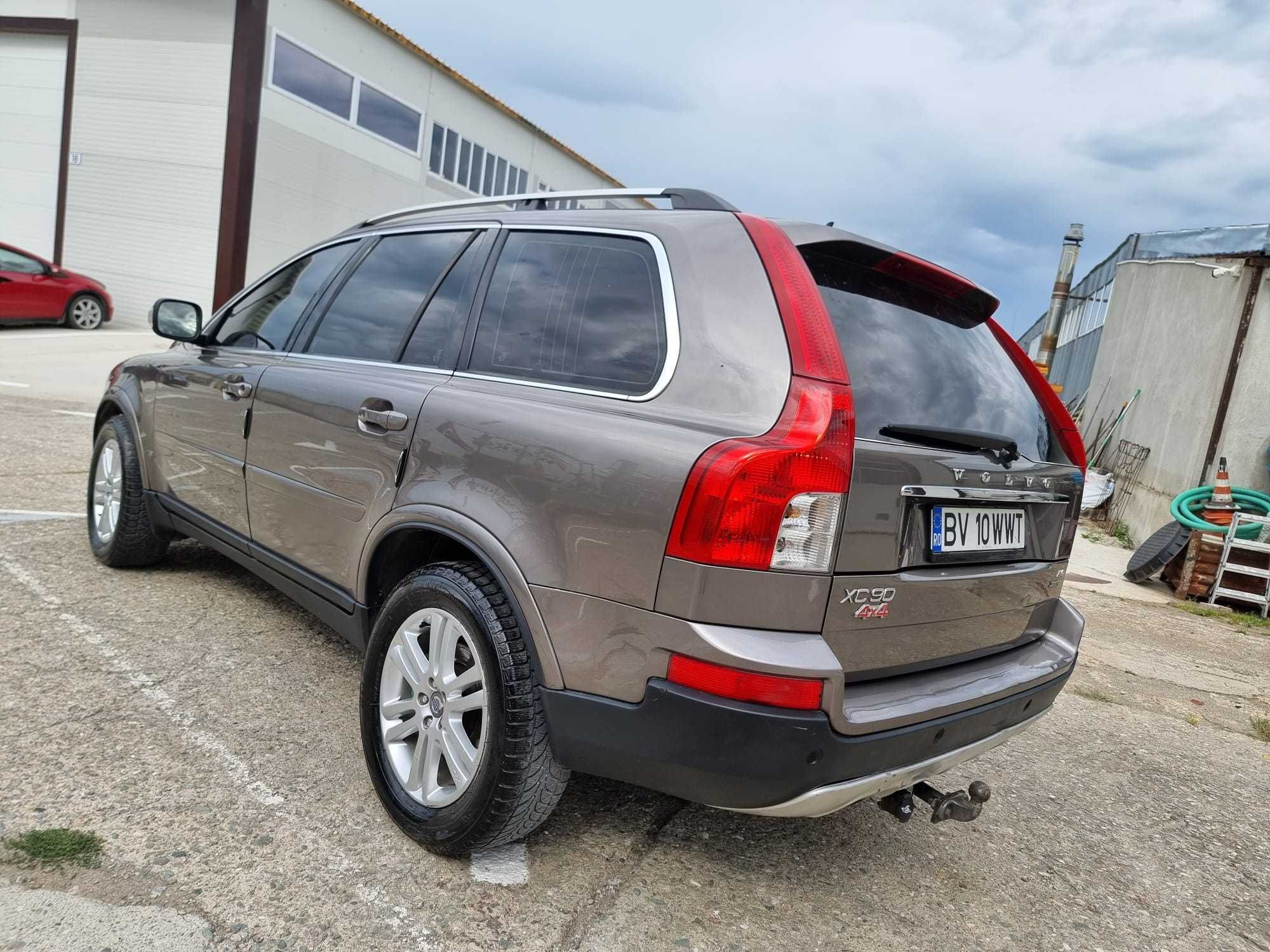 Volvo XC90 AUTOMAT 2.4d 184cp 4x4 7 LOCURI // An 2009  // Proprietar