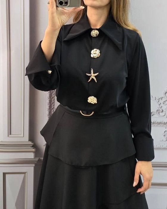 Cămașă dama, colecție Italia. Nasturi bijuterie