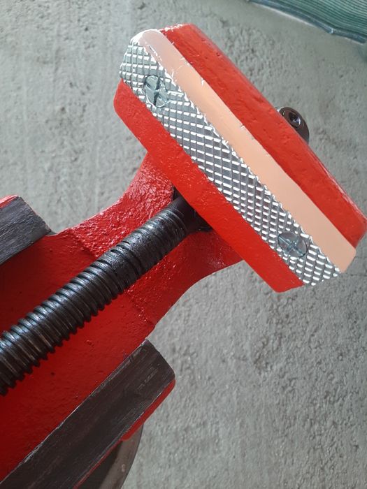 Menghina modelul vechi