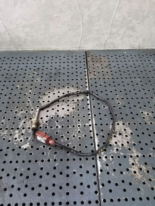Senzor temperatura gaze evacuare 2.0 tdi audi a4 b9 8w 8w0906088r
