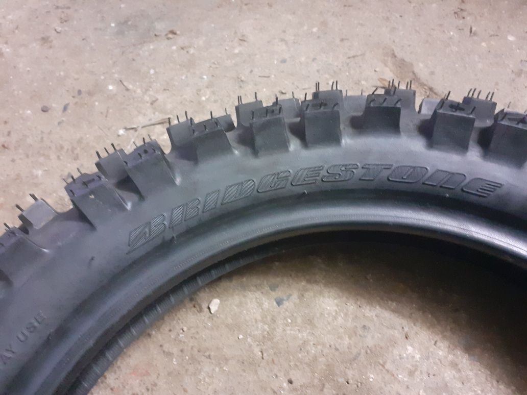 Кросова гума 12" Bridgestone чисто нова