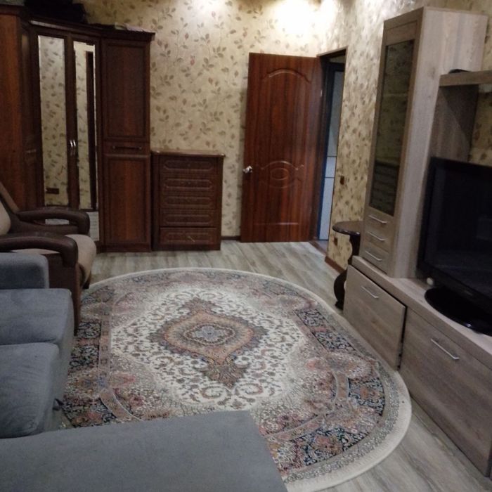 Срочна Продаётся Комфортная Квартира Чилонзор-20 ор-р бозорча 1/3/4