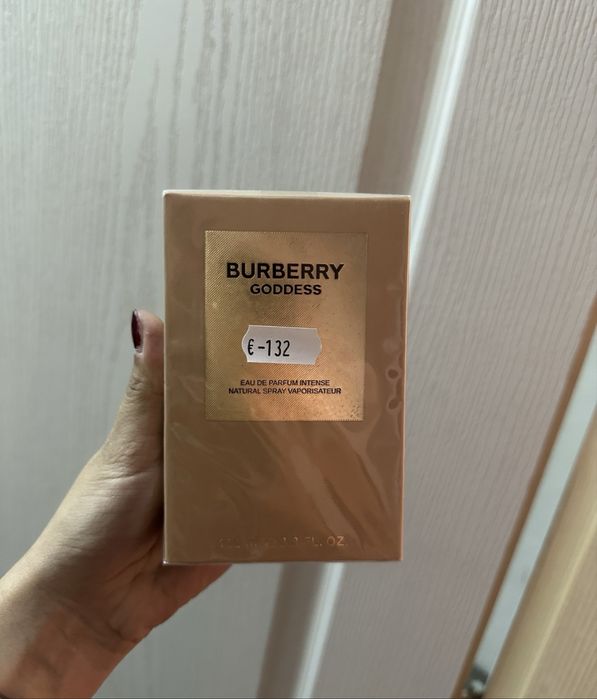 Burberry goddess edp intense