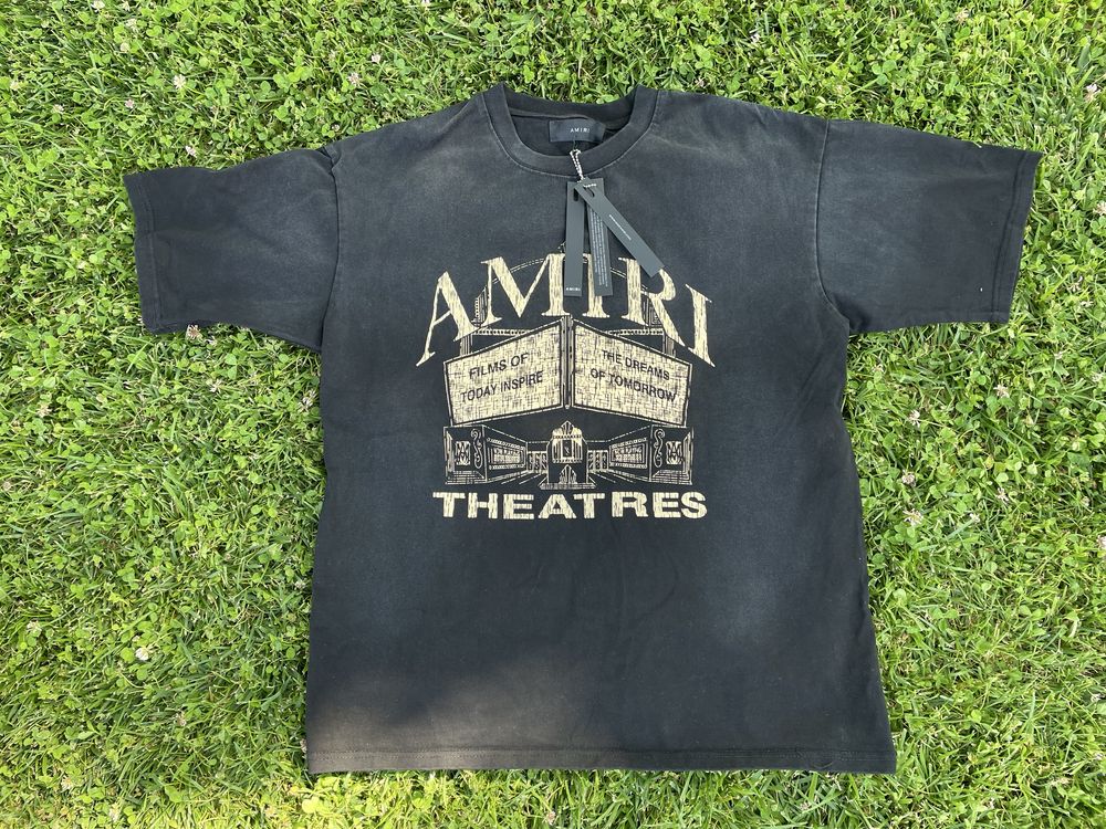 Tricou Amiri Theatres