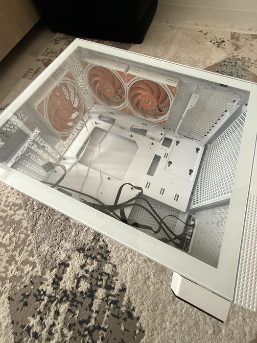 Корпус Segotep x Colorfire,закаленное стекло на магнитах,3 кулера