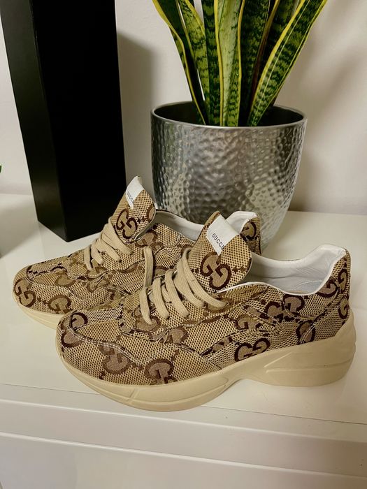 Gucci42 casual sport / crem