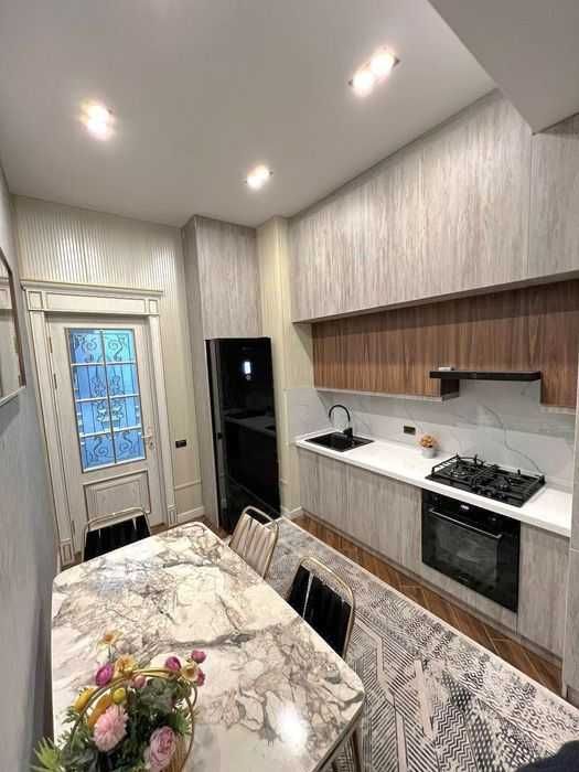 Срочно сдам 3-ком/7/9 возле Мирабадского рынка