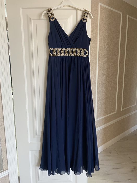 Платье вечернее 44