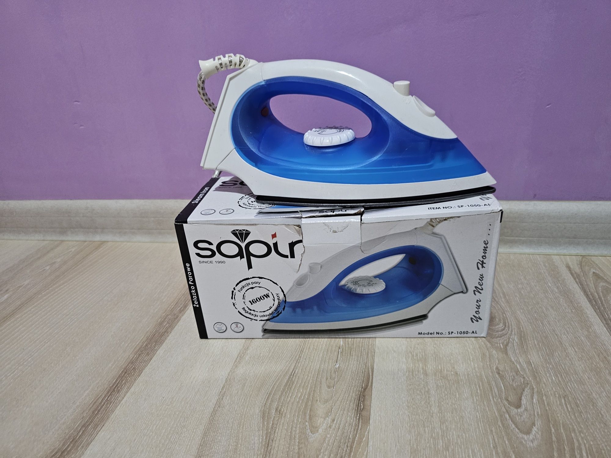 Ютия Steam iron 1600W