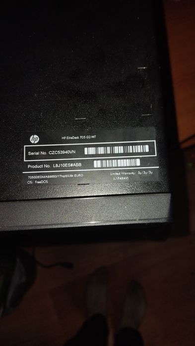 Vând calculator hp  Windows 7