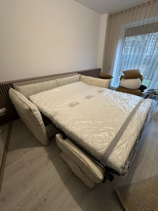 Canapea extensibila Divanissimi