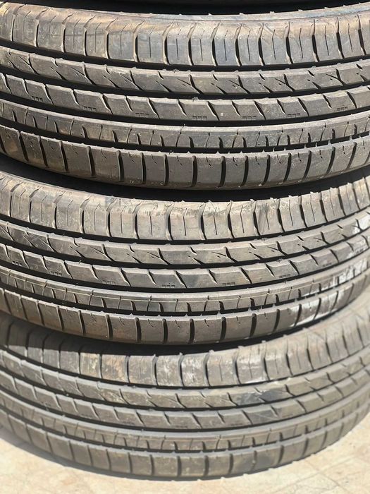 Летни гуми 225 60 18 Kumho Crugen DOT 1322 Чисто нови
