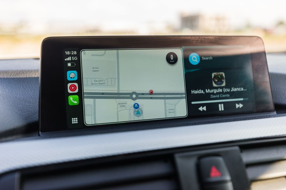 Bmw 330e hybrid plug in, M pachet, 350 de cai