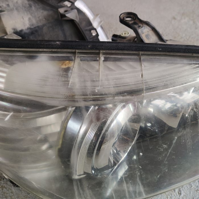 Фарове за Тойота Рав 4