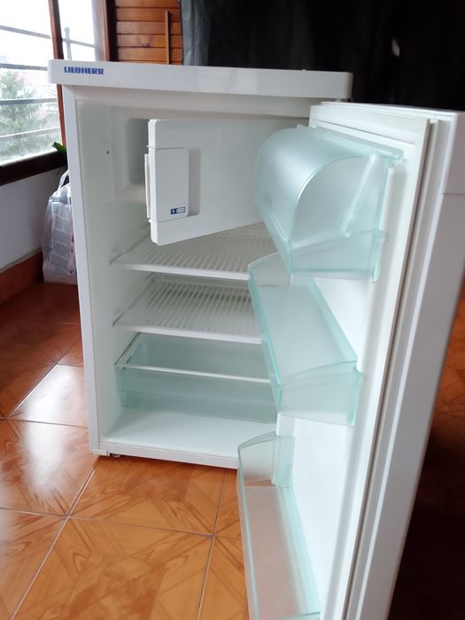 Хладилник LIEBHERR.Размери 51/82/59