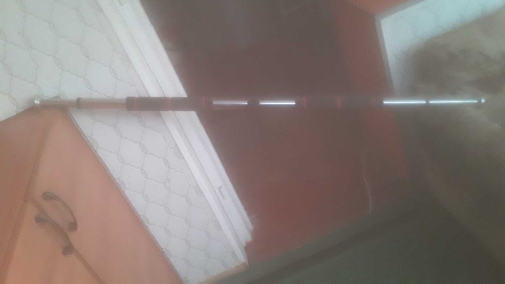 Турник домашний нависной