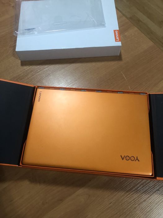 Ноутбук Lenovo Yoga 900