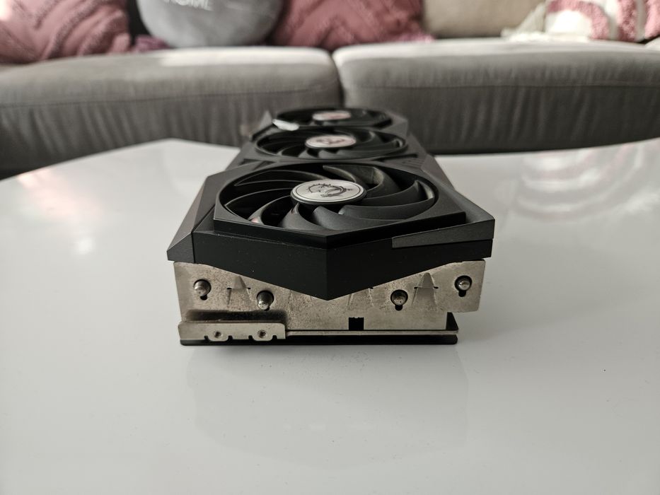 MSI RTX 3070 gaming x trio