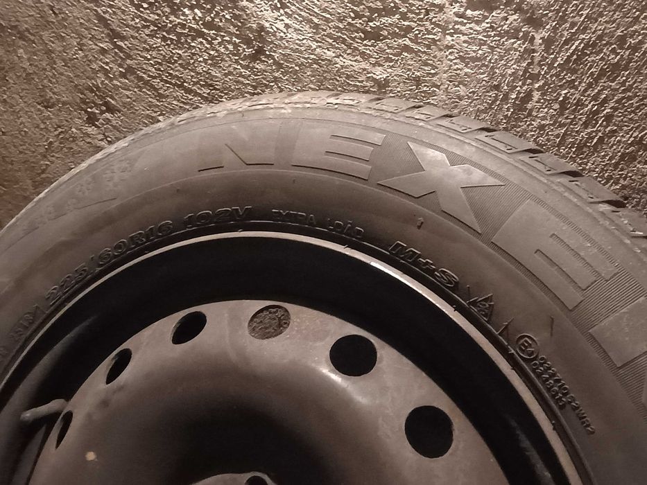 4 бр. джанти с гуми NEXEN WINGUARD Sport 225/60/16 на 7 мм. + подарък