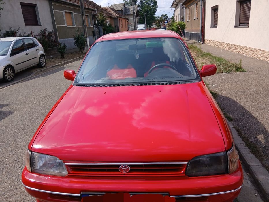 ViND  TOIOTA STARLET 1.3 benzină 1991