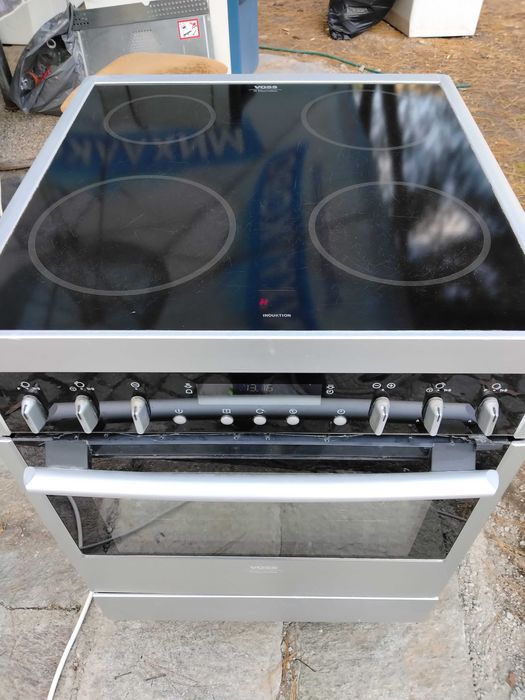 Електрическа печка индукция VOSS EKEKTROLUX в перфектно състояние