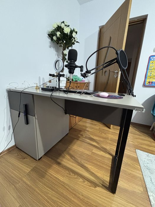 Birou cu sertar si dulap