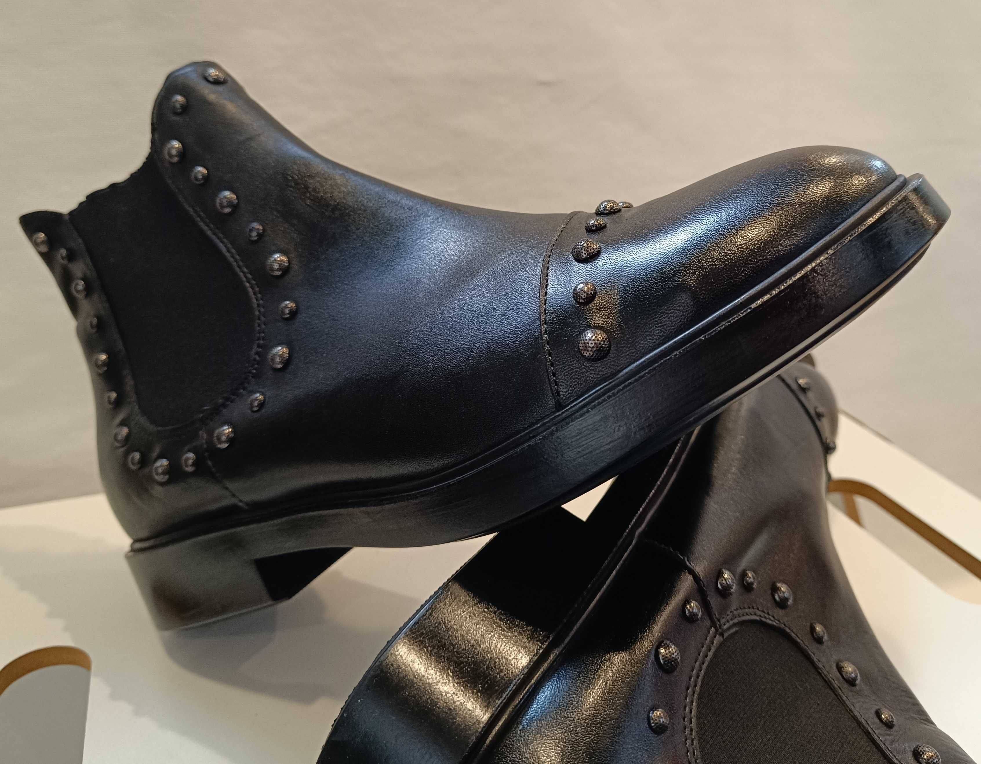 Ghete chelsea 39.5 40 cap toe Lavoratione Artigianale NOI piele natur