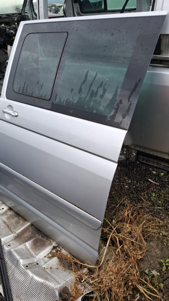 Vand usa culisanta Stg Volkswagen T5