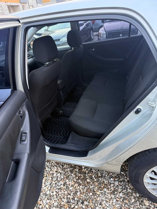 Toyota Corolla + Set Cauciucuri de Iarna Incluse