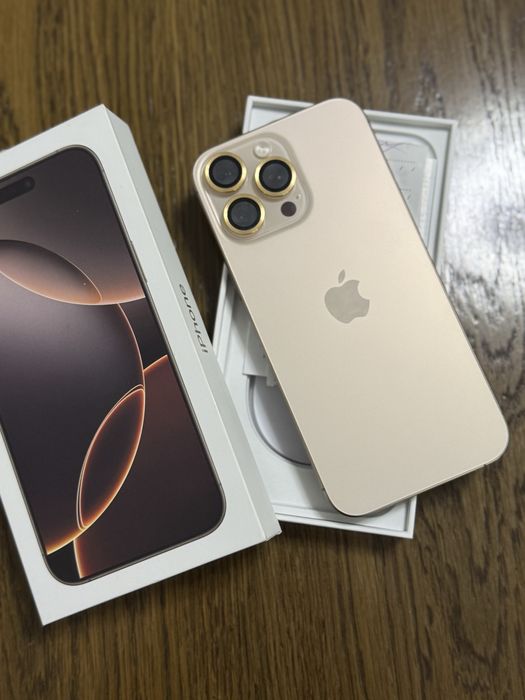 Продавам Iphone 16 Pro Max 256 GB Desert Titanium с оставаща гаранция.