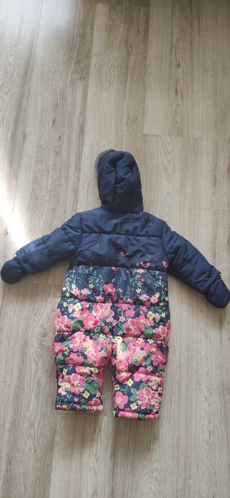 космонавт за момиче 6-9 месеца марка Mothercare