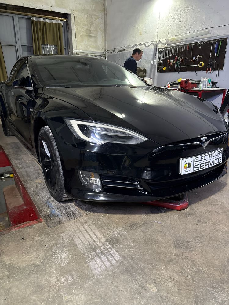 Ремонт электромобилей VW LI6 Li7 LI9 Zeekr