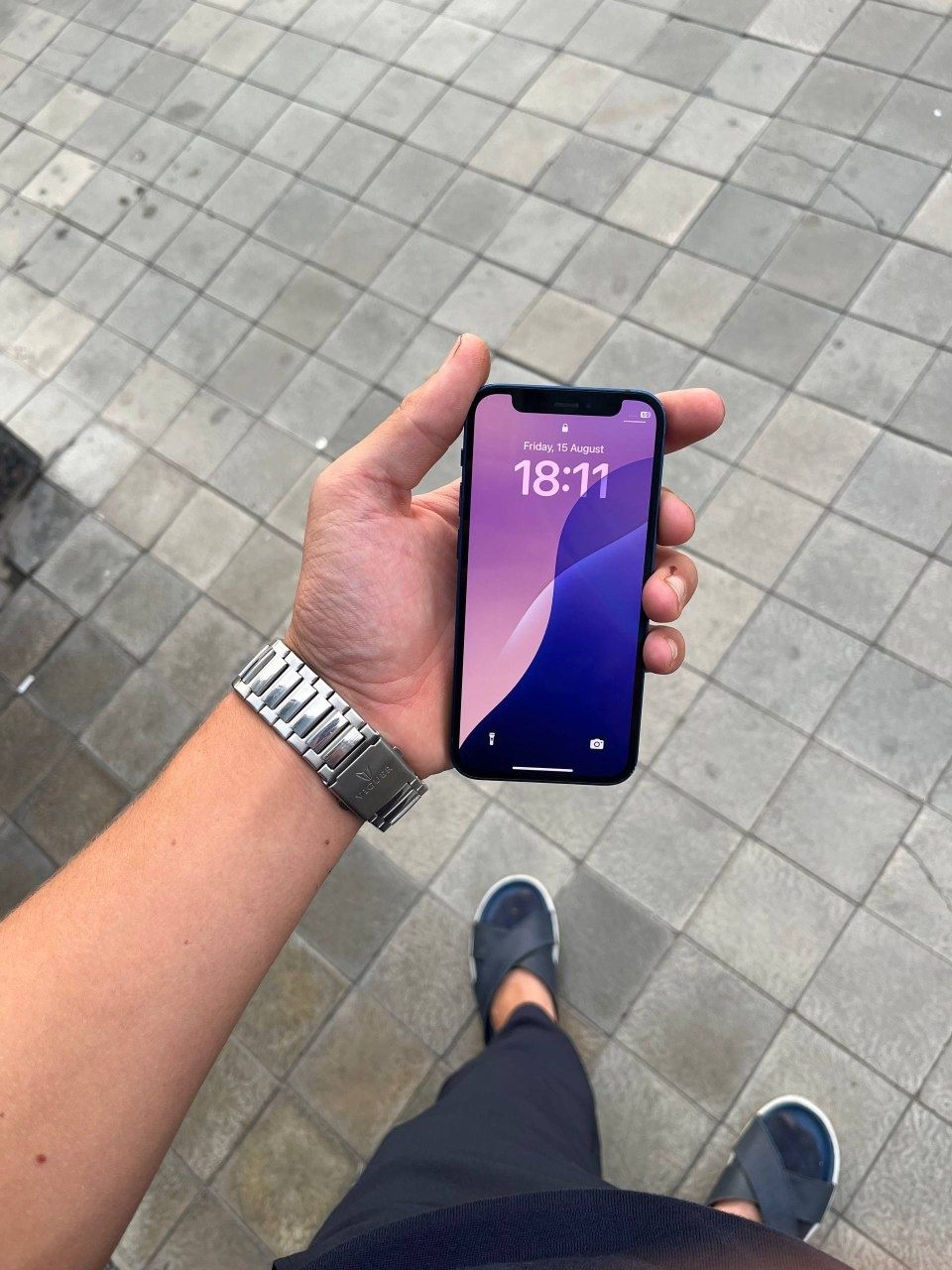 Iphone 12 mini hamma joyi radnoy yomkost 71 joyi 128 tali feys truton