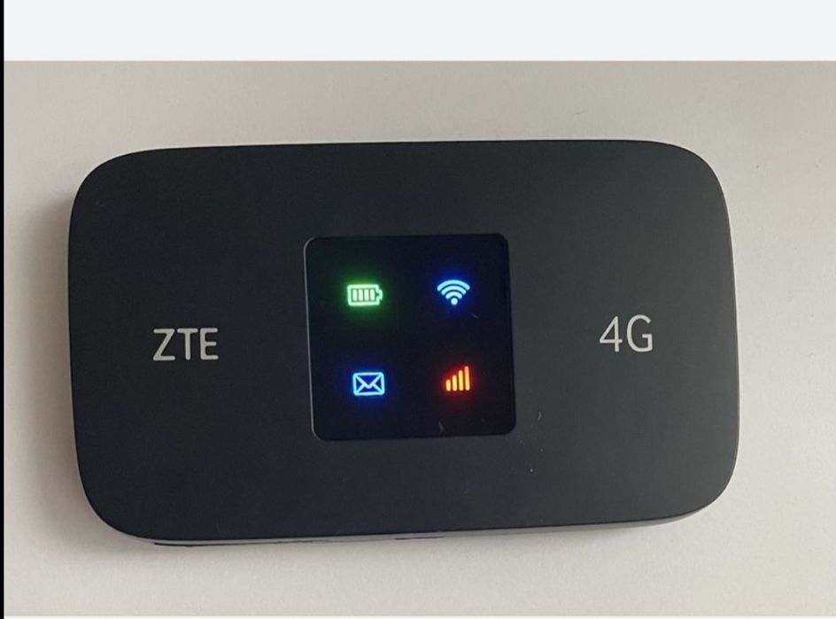 Router WiFi Mobil ZTE MF971R Cat 6 (HotSpot), nou