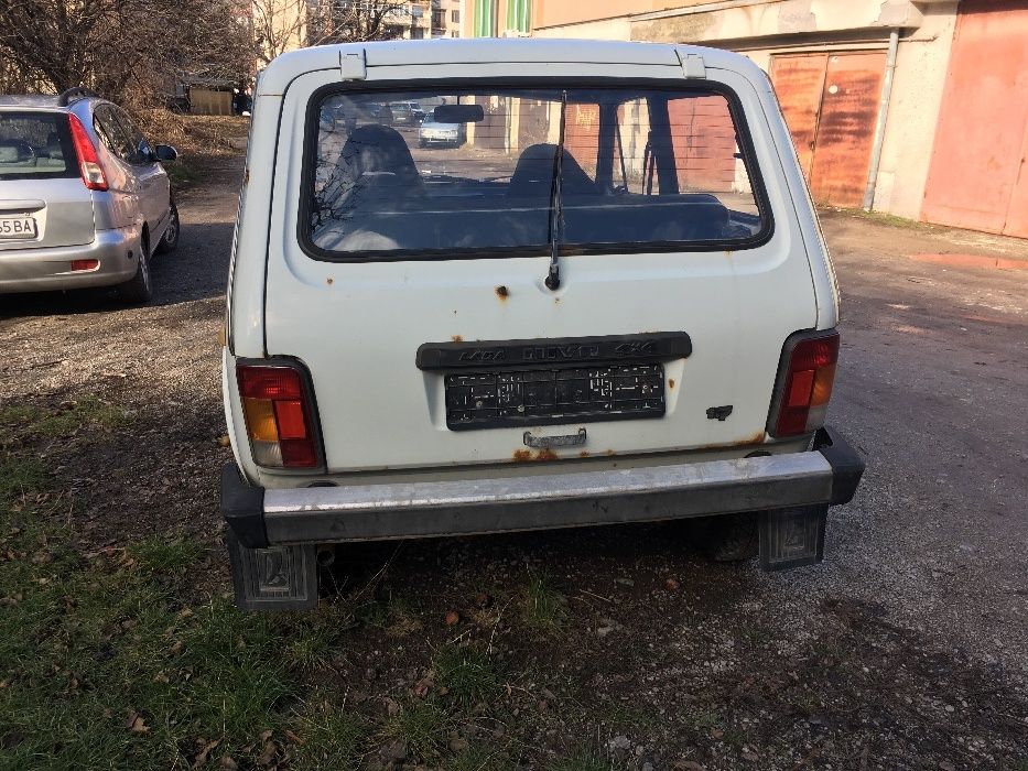 Lada Niva 1,6 на части