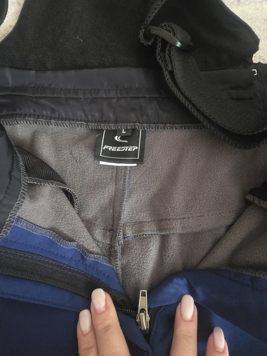 Pantaloni ski marime L