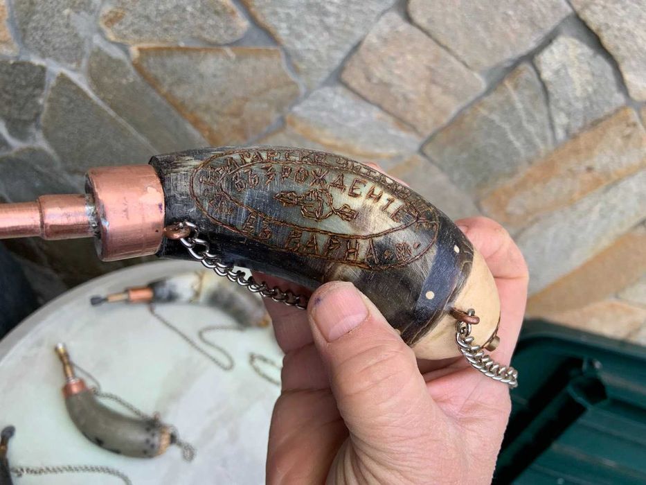 Барутница 9 броя